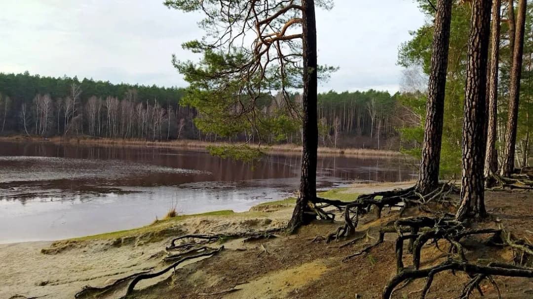 Moszczonne - ukryta wieś z pięknym jeziorem i lokalnymi atrakcjami