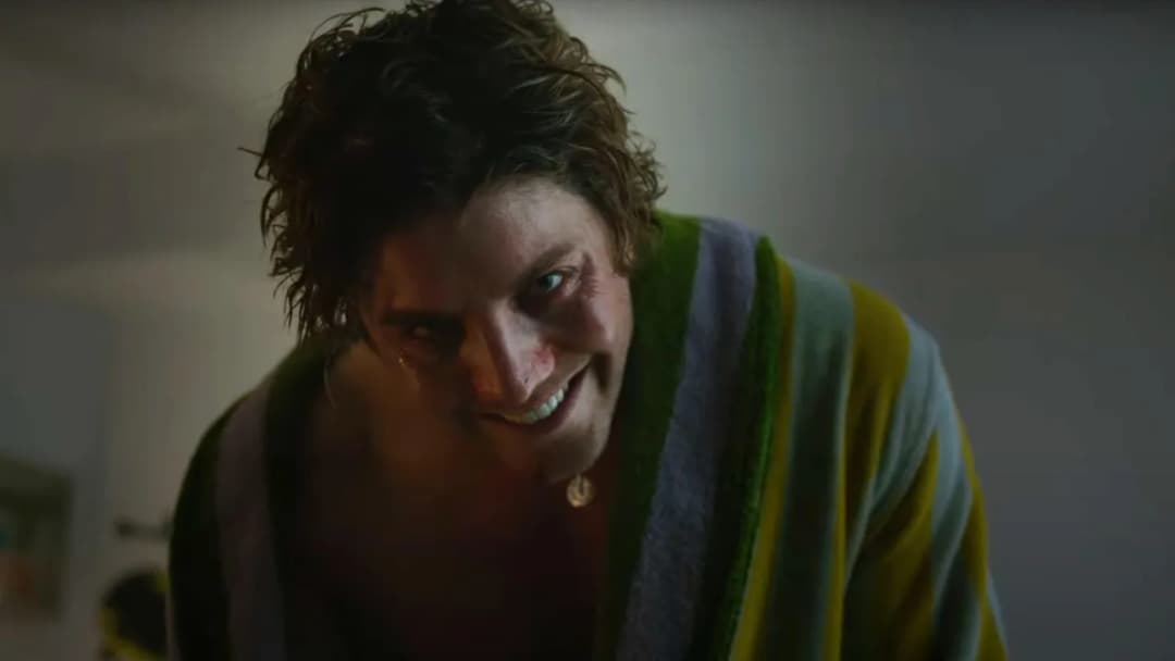 Film Uśmiechnij się 2: Czy warto obejrzeć? Recenzja, oceny i analiza fabuły